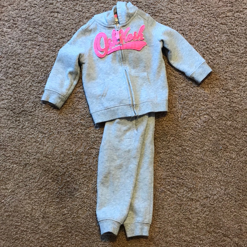 Oshkosh sweatshirt/pant set